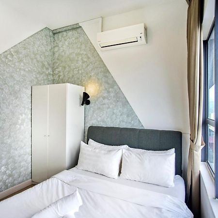 Arte Plus Klcc Designer Suites By Cobnb Kuala Lumpur Exterior foto