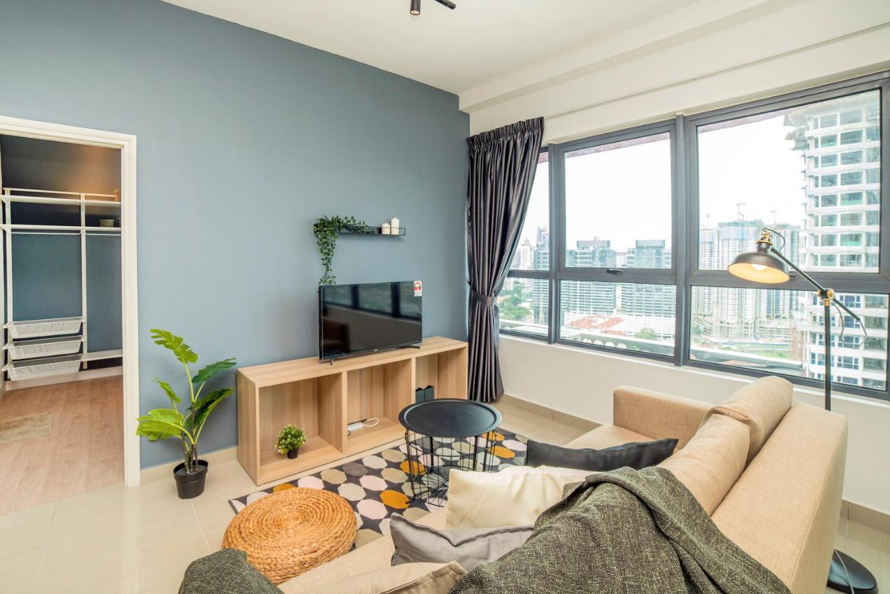 Arte Plus Klcc Designer Suites By Cobnb Kuala Lumpur Exterior foto
