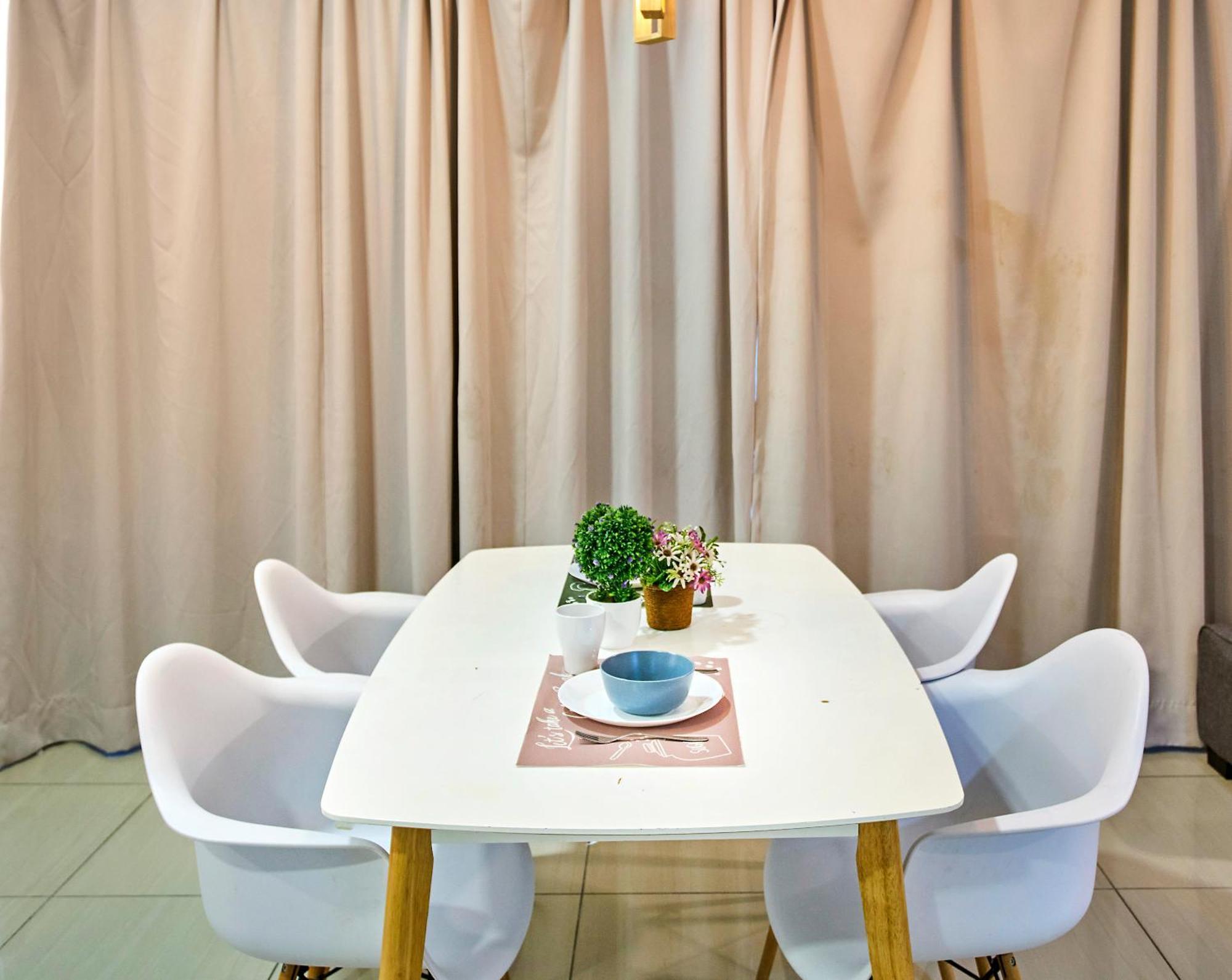 Arte Plus Klcc Designer Suites By Cobnb Kuala Lumpur Exterior foto